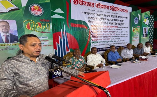 মোবাইলেই বড় হচ্ছে শিশু—সতর্ক করলেন ড. এস এম নছরুল কদির