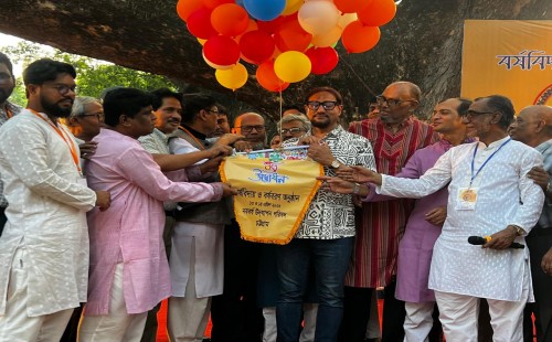 সিআরবি শিরীষতলায় বর্ষবিদায় ও বর্ষবরণে পরিবেশ রক্ষার আহ্বান মেয়র শাহাদাতের