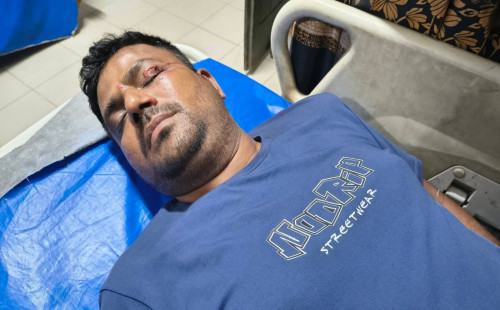 লোহাগাড়ায় সংবাদের জেরে সাংবাদিকের ওপর সন্ত্রাসী হামলার অভিযোগ